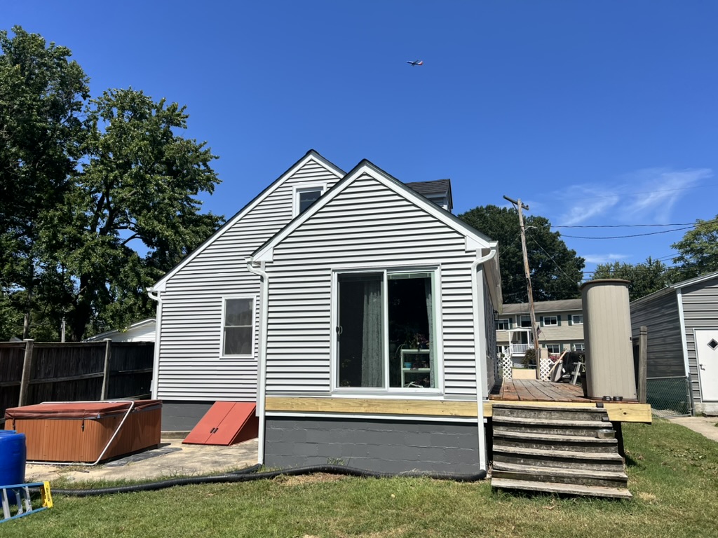 Pasadena exterior detail